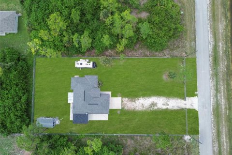 House in Alva, Florida 3 bedrooms, 107.49 sq.m. № 2105356 - photo 7