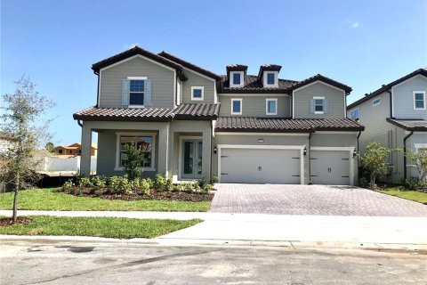 House in Orlando, Florida 4 bedrooms, 390.65 sq.m. № 1071639 - photo 1