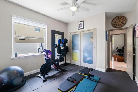 House in Wesley Chapel, Florida 4 bedrooms, 258.08 sq.m. № 2149081 - photo 25