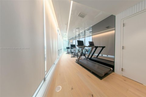 Condo in Sunny Isles Beach, Florida, 6 bedrooms  № 1839136 - photo 26