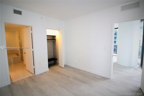 Copropriété à vendre à Miami, Floride: 2 chambres № 1932278 - photo 8