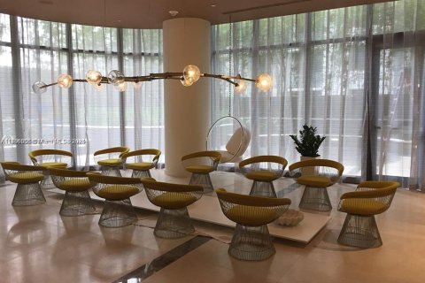 Copropriété à vendre à Miami, Floride: 2 chambres № 1932278 - photo 15