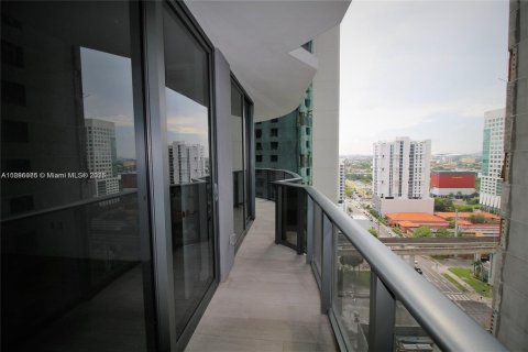 Copropriété à vendre à Miami, Floride: 2 chambres № 1932278 - photo 13