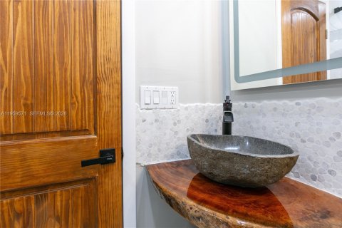 Купить виллу или дом в Холливуд, Флорида 2 спальни, 103.12м2, № 2022275 - фото 14