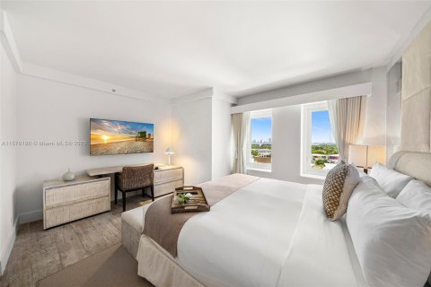 Condo in Miami Beach, Florida, 2 bedrooms  № 2022962 - photo 5