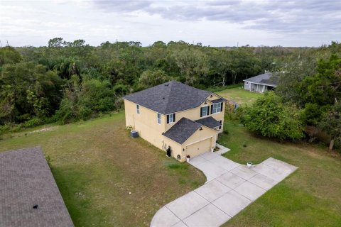 Villa ou maison à vendre à Winter Haven, Floride: 5 chambres, 269.88 m2 № 2314459 - photo 9