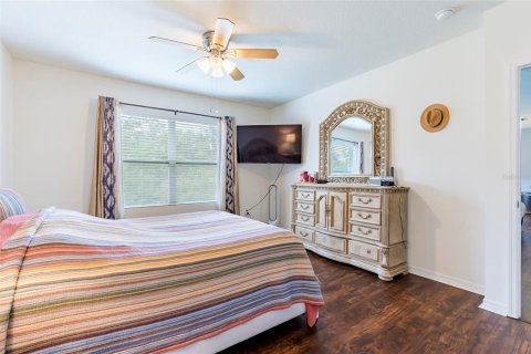 Villa ou maison à vendre à Winter Haven, Floride: 5 chambres, 269.88 m2 № 2314459 - photo 30