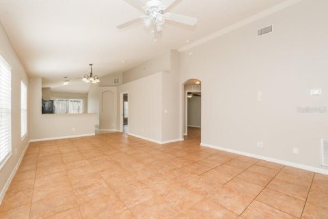 Casa en alquiler en Riverview, Florida, 3 dormitorios, 122.07 m2 № 1914696 - foto 4