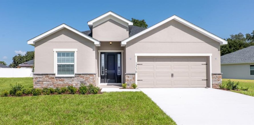 House in Auburndale, Florida 4 bedrooms, 188.5 sq.m. № 2220814
