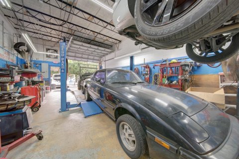 Propiedad comercial en venta en Oakland Park, Florida № 1958104 - foto 20