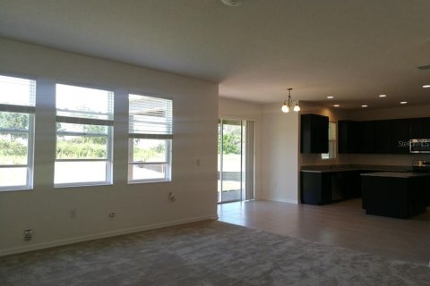 House in Winter Garden, Florida 4 bedrooms, 229.38 sq.m. № 1651088 - photo 19