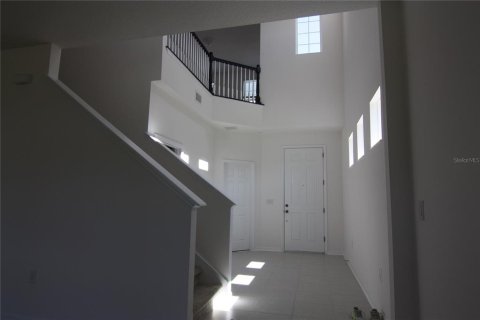 House in Winter Garden, Florida 4 bedrooms, 229.38 sq.m. № 1651088 - photo 7