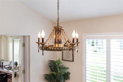House in The Villages, Florida 3 bedrooms, 227.05 sq.m. № 1898972 - photo 28