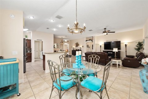 House in The Villages, Florida 3 bedrooms, 227.05 sq.m. № 1898972 - photo 29
