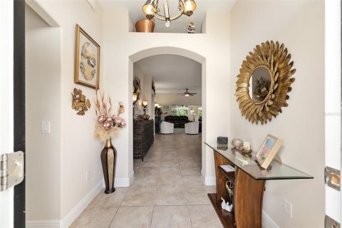 House in The Villages, Florida 3 bedrooms, 227.05 sq.m. № 1898972 - photo 9