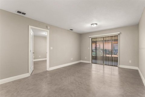 Casa en alquiler en Kissimmee, Florida, 2 dormitorios, 92.07 m2 № 1903272 - foto 5