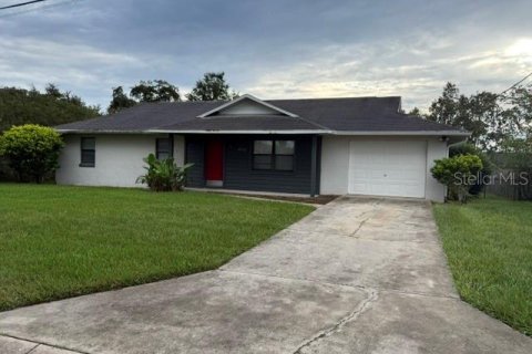 Villa ou maison à louer à Belleview, Floride: 3 chambres, 119.66 m2 № 2403727 - photo 2