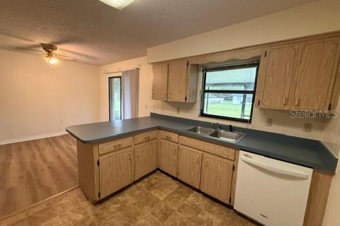 Villa ou maison à louer à Belleview, Floride: 3 chambres, 119.66 m2 № 2403727 - photo 7