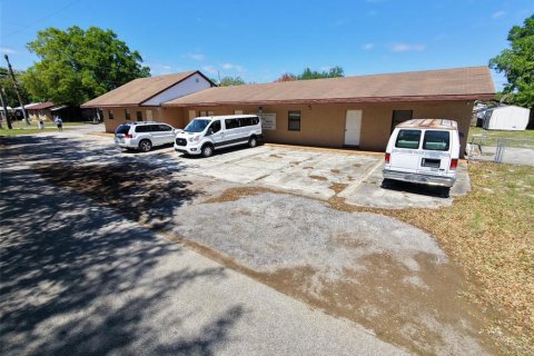 Commercial property in Auburndale, Florida 250.84 sq.m. № 2212767 - photo 7