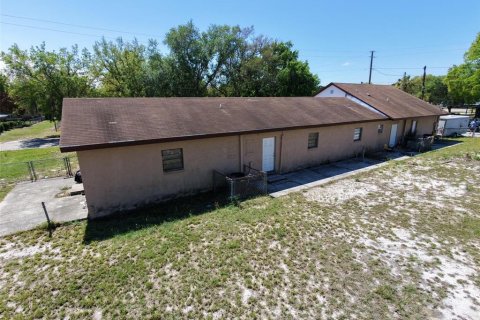 Commercial property in Auburndale, Florida 250.84 sq.m. № 2212767 - photo 11