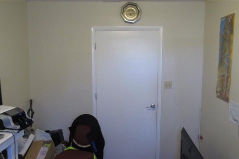 Commercial property in Auburndale, Florida 250.84 sq.m. № 2212767 - photo 27