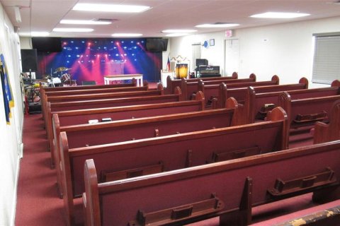 Commercial property in Auburndale, Florida 250.84 sq.m. № 2212767 - photo 29