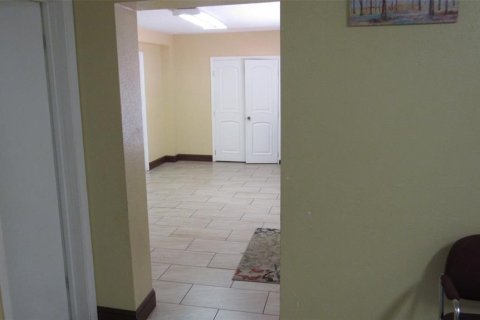 Commercial property in Auburndale, Florida 250.84 sq.m. № 2212767 - photo 19