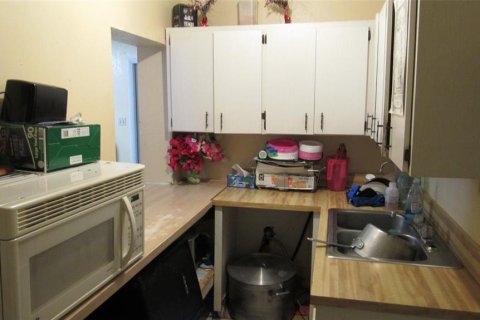 Commercial property in Auburndale, Florida 250.84 sq.m. № 2212767 - photo 22