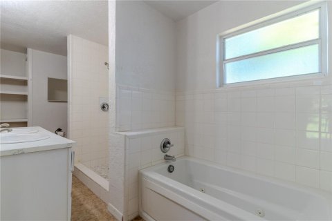 Casa en venta en Winter Haven, Florida, 3 dormitorios, 123.84 m2 № 1899801 - foto 12