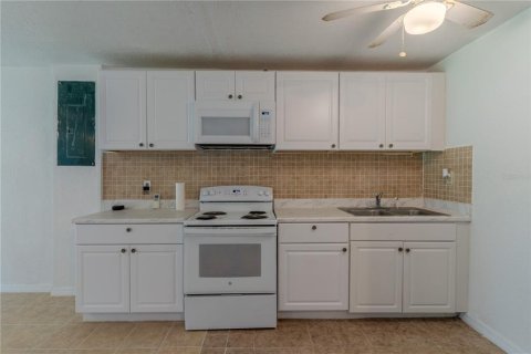 Casa en venta en Winter Haven, Florida, 3 dormitorios, 123.84 m2 № 1899801 - foto 6