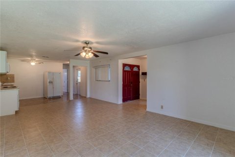 Casa en venta en Winter Haven, Florida, 3 dormitorios, 123.84 m2 № 1899801 - foto 10