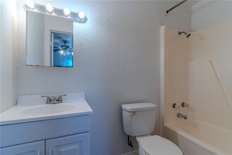 Casa en venta en Winter Haven, Florida, 3 dormitorios, 123.84 m2 № 1899801 - foto 16
