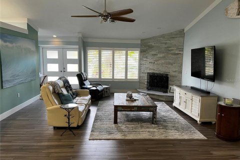 House in Sarasota, Florida 3 bedrooms, 168.62 sq.m. № 1810090 - photo 8