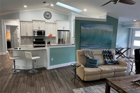 House in Sarasota, Florida 3 bedrooms, 168.62 sq.m. № 1810090 - photo 11
