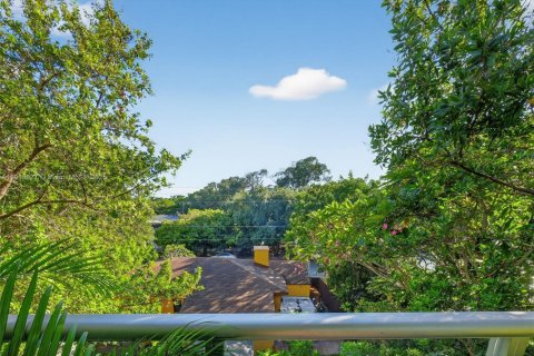 Condominio en venta en Miami, Florida, 2 dormitorios, 90.3 m2 № 2013241 - foto 29