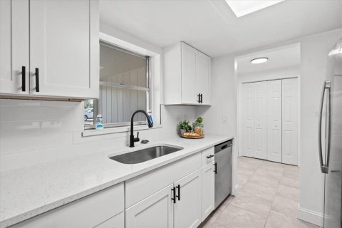 Casa en alquiler en Englewood, Florida, 2 dormitorios, 107.02 m2 № 1872831 - foto 17