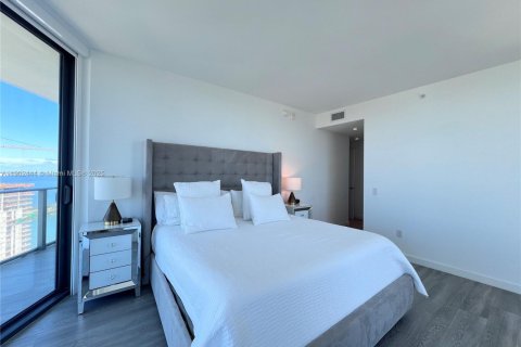 Condo in Miami, Florida, 2 bedrooms  № 1953861 - photo 16