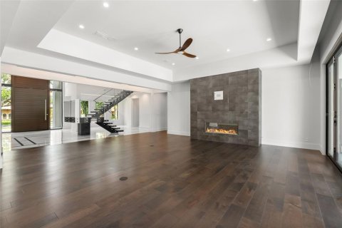 House in Windermere, Florida 5 bedrooms, 556.76 sq.m. № 2354899 - photo 5