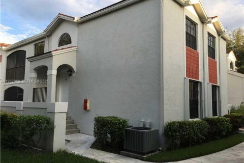 Condo à Pembroke Pines, Floride, 2 chambres  № 2024803