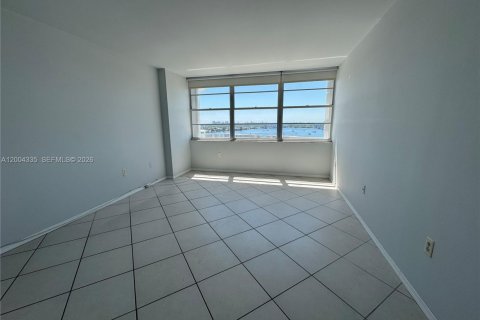 Apartment in Aventura, Florida 1 bedroom, 93.37 sq.m. № 2170509 - photo 17