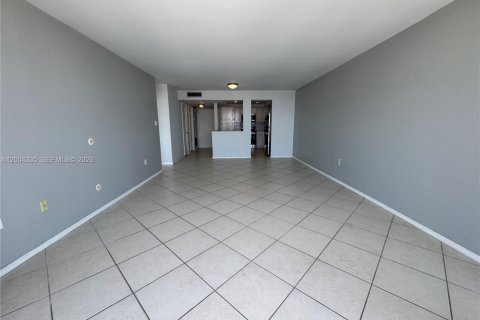 Apartment in Aventura, Florida 1 bedroom, 93.37 sq.m. № 2170509 - photo 10