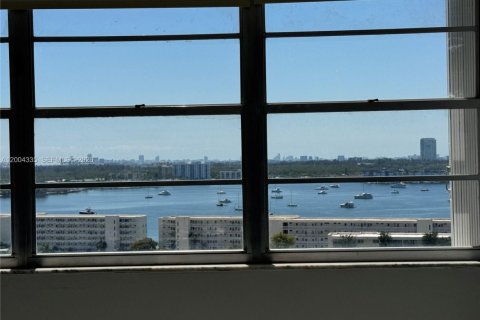 Apartment in Aventura, Florida 1 bedroom, 93.37 sq.m. № 2170509 - photo 23