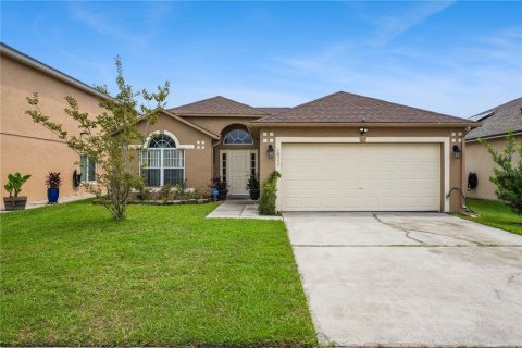 House in Orlando, Florida 3 bedrooms, 150.87 sq.m. № 2283340