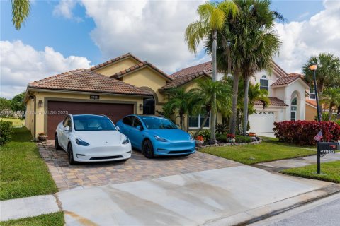 Villa ou maison à louer à Boca Raton, Floride: 3 chambres, 166.95 m2 № 1937667 - photo 2