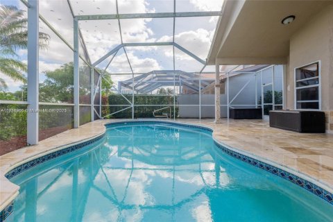 House in Boca Raton, Florida 3 bedrooms, 166.95 sq.m. № 1937667 - photo 10