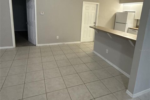 Apartamento en alquiler en Lehigh Acres, Florida, 3 dormitorios, 104.52 m2 № 1905427 - foto 3