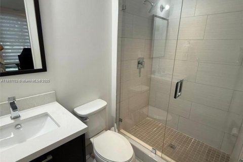 Adosado en venta en Doral, Florida, 4 dormitorios, 216.93 m2 № 1973541 - foto 14