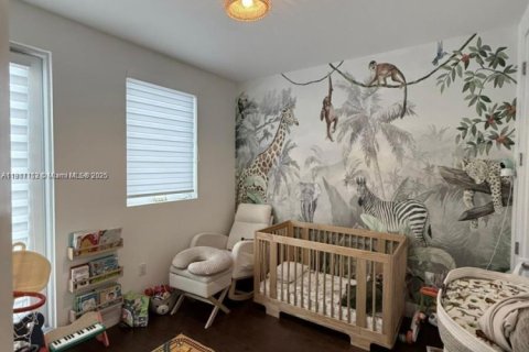 Adosado en venta en Doral, Florida, 4 dormitorios, 216.93 m2 № 1973541 - foto 20