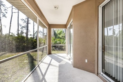 Villa ou maison à louer à North Port, Floride: 3 chambres, 170.01 m2 № 2100293 - photo 15