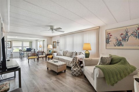 Appartement à louer à Largo, Floride: 2 chambres, 107.02 m2 № 2134774 - photo 8
